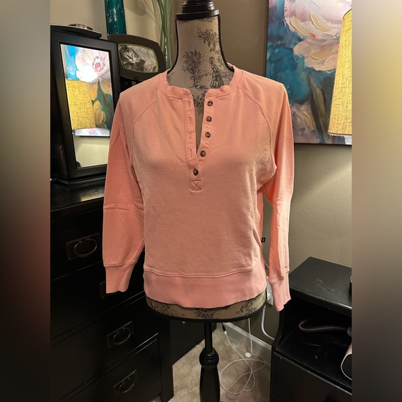 Gap Sweatshirt - Picture 1 of 3